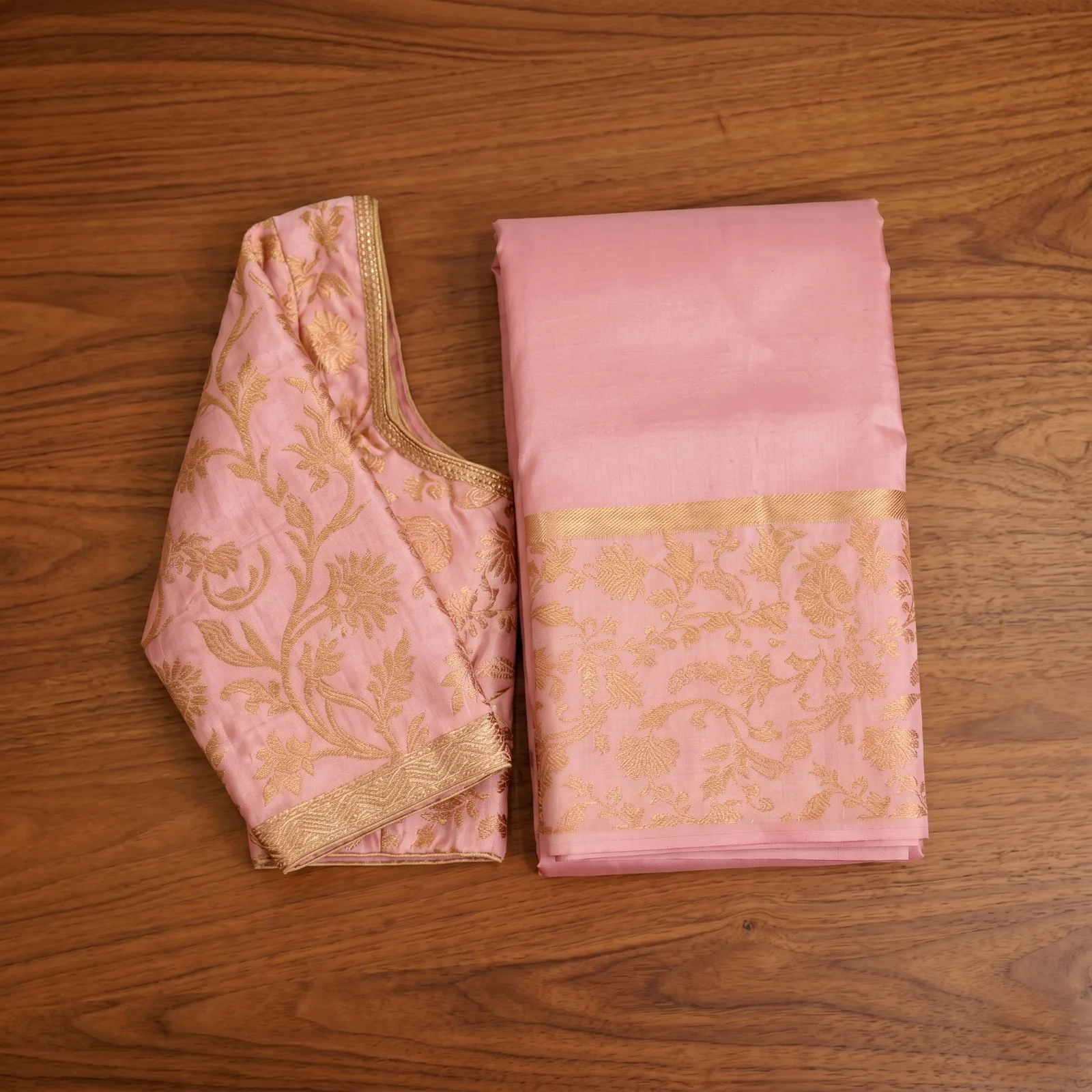Rupkotha Katan Saree with Matching Blouse Piece